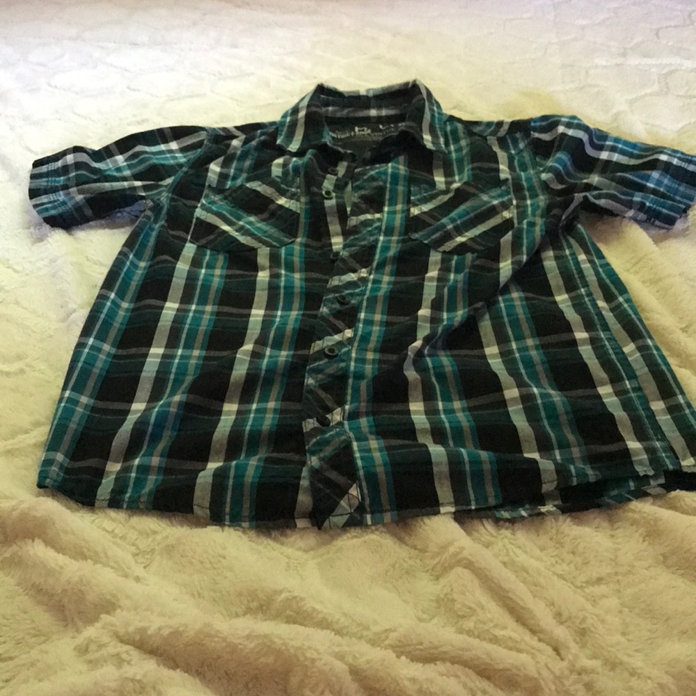4 HAWK shirts